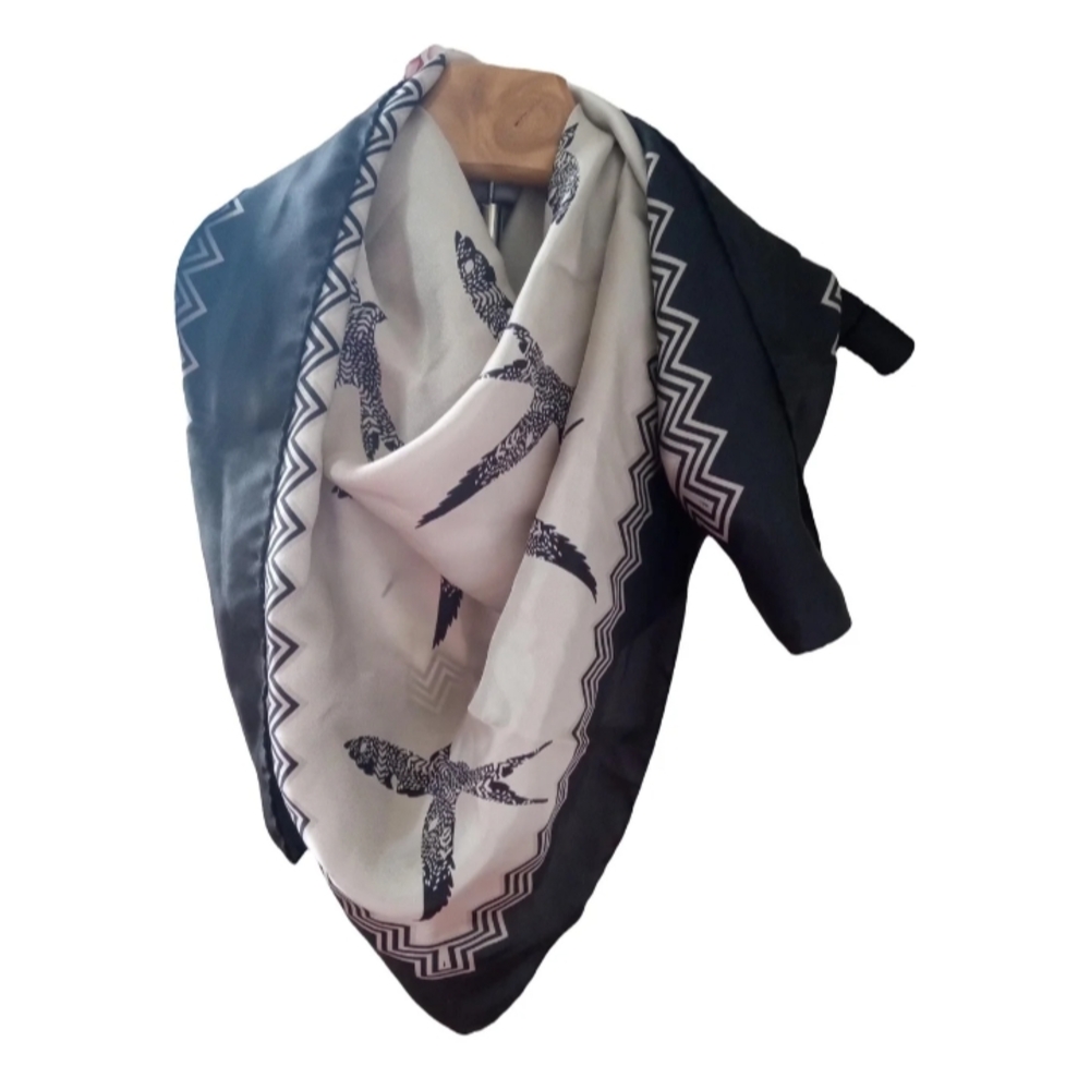 Elegant Black and White Scarf